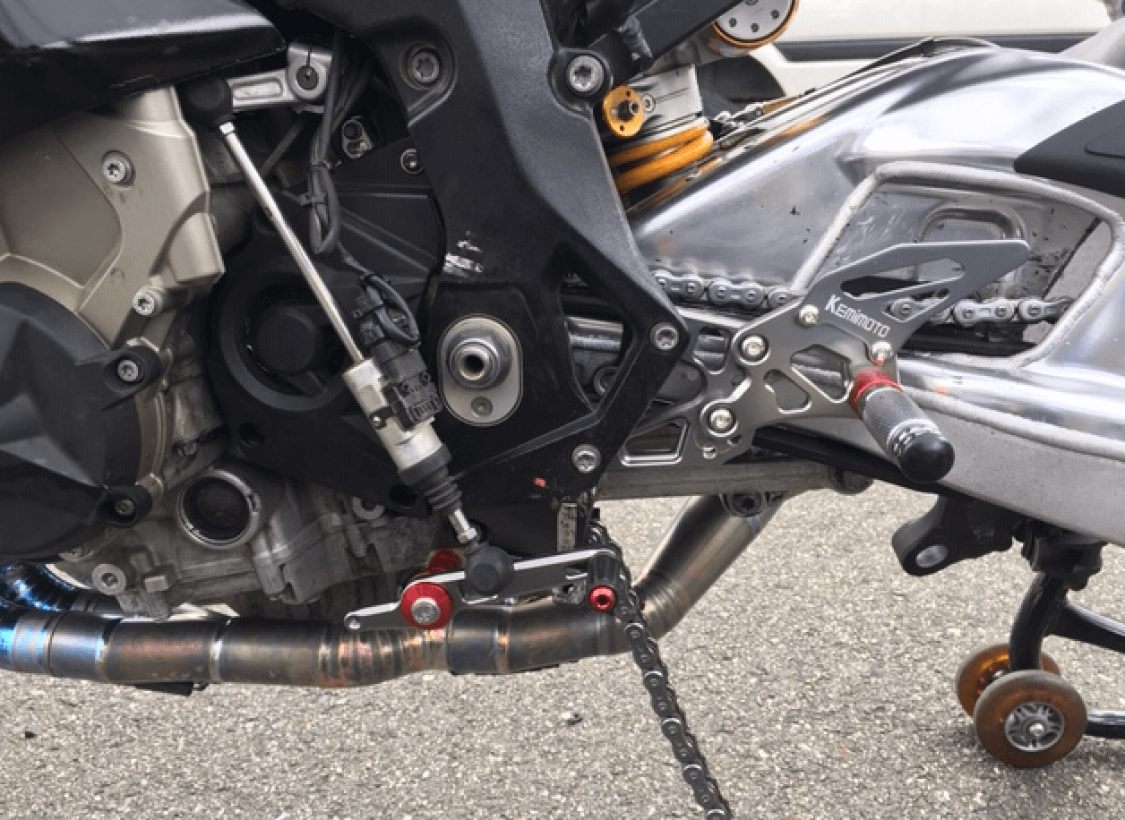 バイクのクイックシフターのメリット・デメリットを解説！レースでは必需品 モリバイク