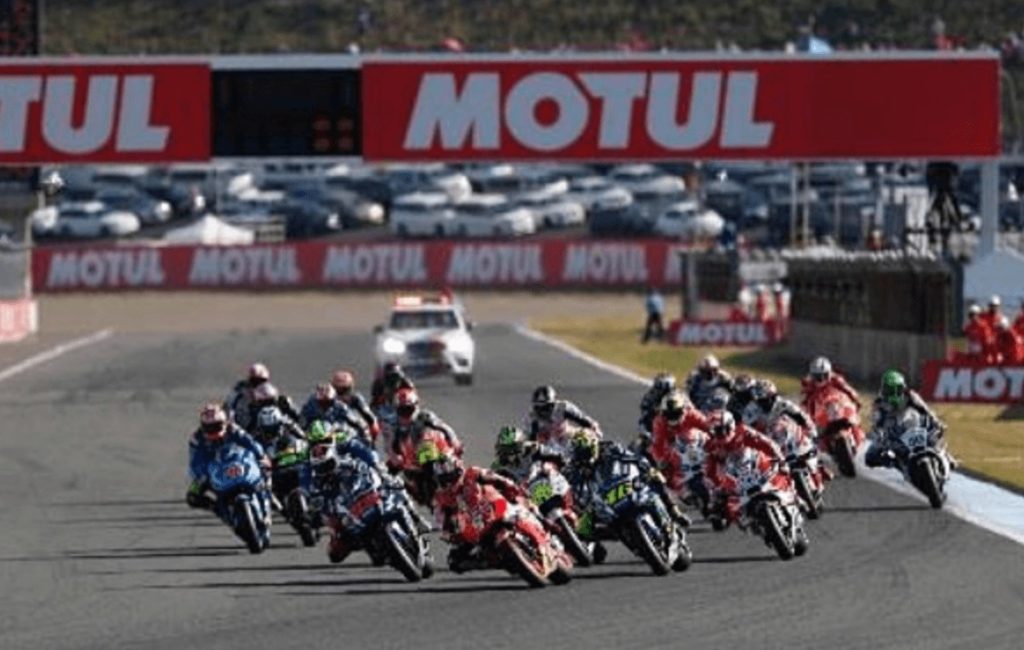 バイクレースのスタートってどうやるの 種類や方法を徹底解説 モリバイク