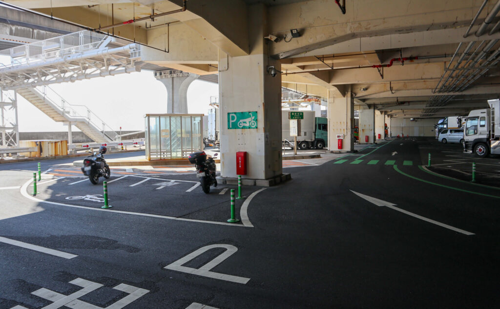 海ほたる 駐車場 東京