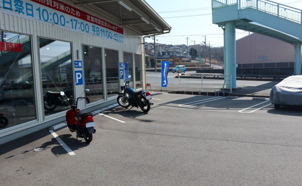 旧車ミュージアム 駐車場 ツーリング