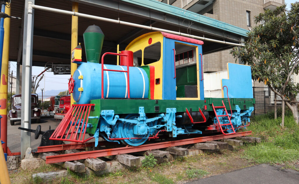 福山自動車時計博物館 屋外 機関車
