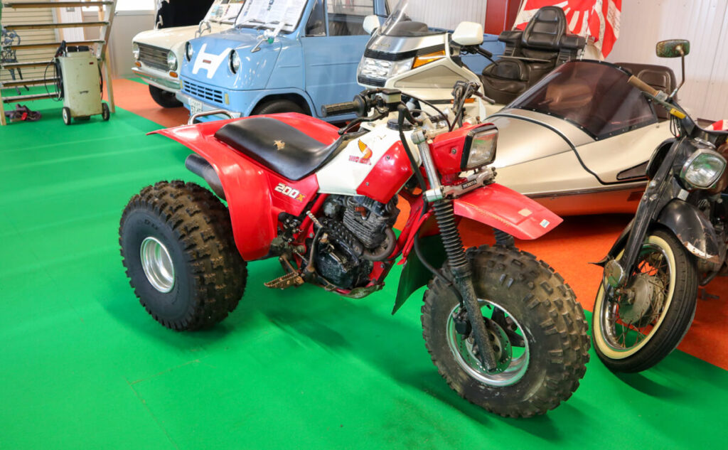 ホンダ 3輪バギー 200X