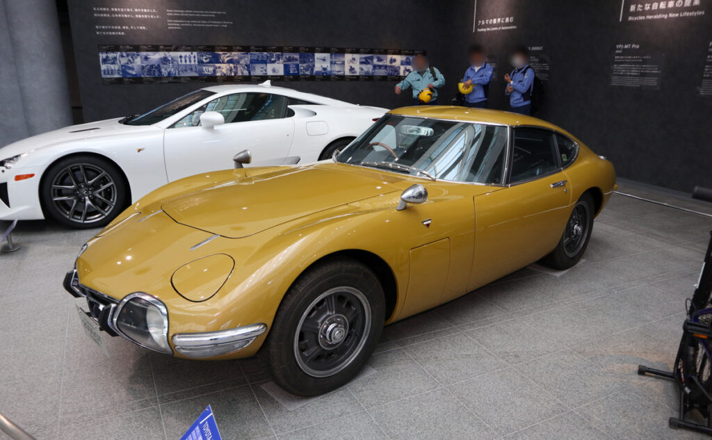 ヤマハコミュニケーションプラザ 1F 2000GT