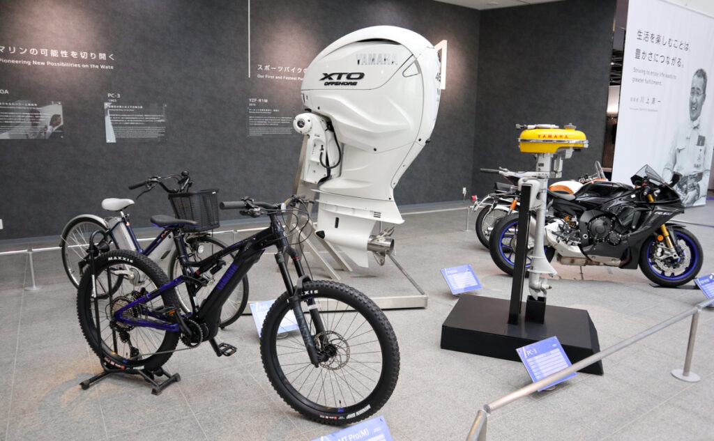 ヤマハコミュニケーションプラザ 1F 展示車両